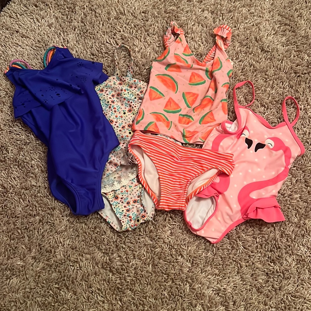 4 swim suits size 4/5T